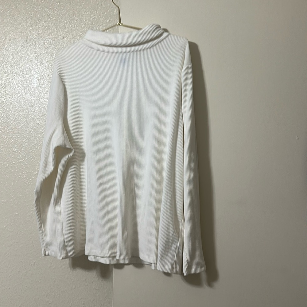 Old navy turtle neck bundle 3X